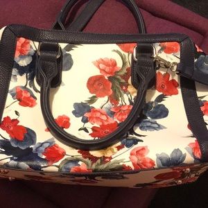 Charming Charlie satchel